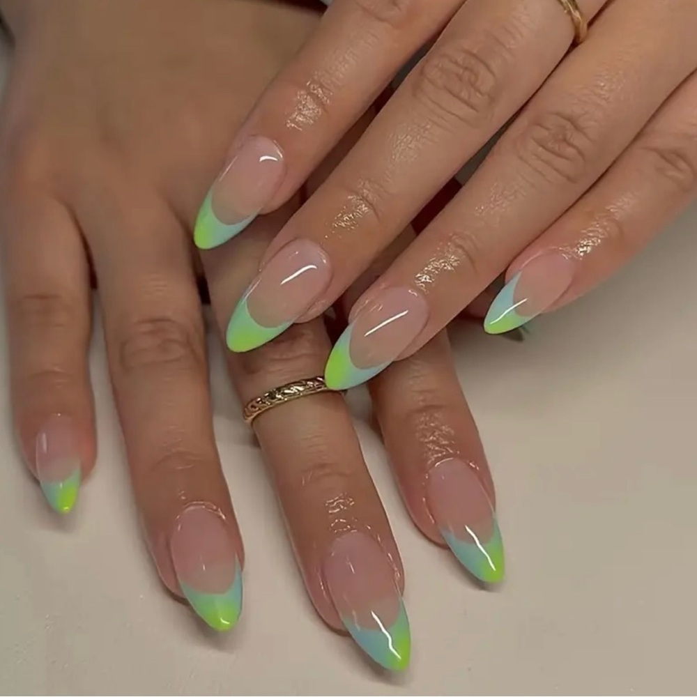 BRAND NEW Press-On Nails